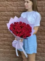 Букет из 31 красной розы — фото 3