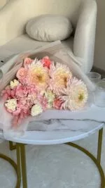 Букет из микс цветов «Комплимент №8» — фото 2