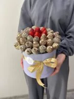 Композиция из клубники в шоколаде, красной клубники и голубики "Багамы XL №4" — фото 2
