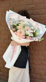 Букет Гигант S из микс цветов «№40″» — купить в Саратове с доставкой